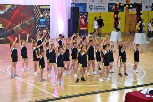 MOSTAR, 21. svibnja (FENA) – Plesni festival ”Mo-stars Mediteran Open Dance 2022” okupio je u subotu u Mostaru više od 1.700 plesača iz 47 sportsko- plesnih klubova iz pet zemalja.(Foto FENA/ES)