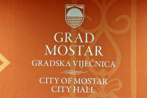 MOSTAR, 28. lipnja (FENA) – Sjednica Gradskog Vijeća Grada Mostara u Gradskoj vijećnici.(Foto FENA/ES)
