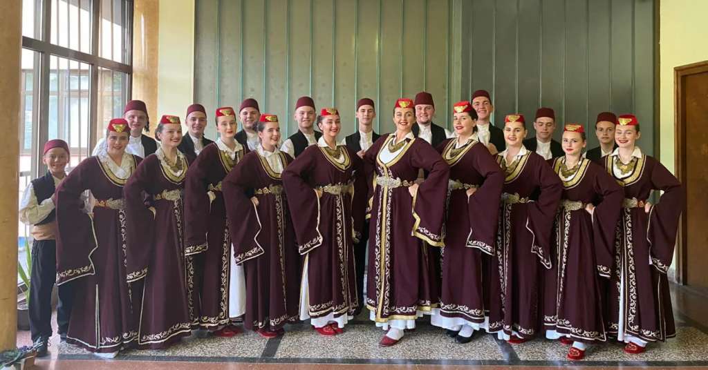 Rukovodilac Ansambla Muhidin Đozo-Kiko podsjeća da ovo folklorno društvo na tom festivalu učestvuje ponovo nakon 12 godina
