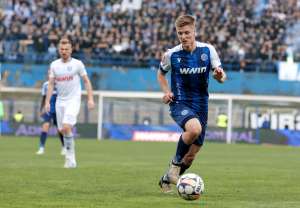 SARAJEVO, 16. april (FENA) – Nogometaši Željezničara nisu uspjeli nadoknaditi tri gola zaostatka iz prve utakmice polufinala Kupa Bosne i Hercegovine protiv Širokog Brijega. Iako su danas na stadionu 