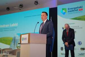 TUZLA, 16. aprila (FENA) – U organizaciji Federalnog ministarstva energije, rudarstva i industrije (FMERI), danas je u Tuzli počela dvodnevna konferencija 