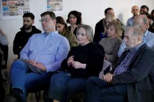 SARAJEVO, 17. aprila (FENA) – Mediacentar Sarajevo obilježio je 30. godinu rada i tim povodom je u Historijskom muzeju Bosne i Hercegovine upriličen razgovor o temi „Budućnost medija i novinarstva – lekcije iz proteklih 30 godina”. (Foto FENA/Almir Razić)