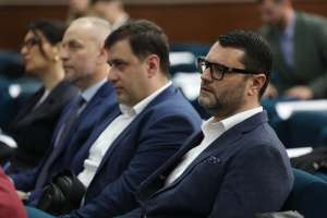 SARAJEVO, 17. aprila (FENA) - Okrugli sto „Mogućnosti korišćenja tehnologija nuklearnih reaktora za proizvodnju električne energije“ (Foto FENA/Hazim Aljović)