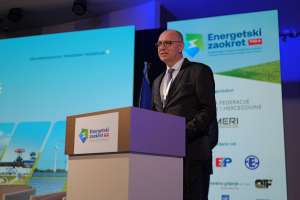 TUZLA, 16. aprila (FENA) – U organizaciji Federalnog ministarstva energije, rudarstva i industrije (FMERI), danas je u Tuzli počela dvodnevna konferencija 