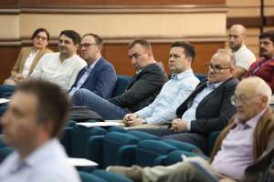 SARAJEVO, 17. aprila (FENA) - Okrugli sto „Mogućnosti korišćenja tehnologija nuklearnih reaktora za proizvodnju električne energije“ (Foto FENA/Hazim Aljović)