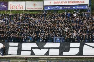 SARAJEVO, 16. april (FENA) – Nogometaši Željezničara nisu uspjeli nadoknaditi tri gola zaostatka iz prve utakmice polufinala Kupa Bosne i Hercegovine protiv Širokog Brijega. Iako su danas na stadionu 