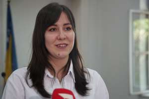 SARAJEVO, 2. juna (FENA) - Svečanu promociju projekta „Očuvanje orijentalnih rukopisa 14. i 15. stoljeća i atlasa Theatrum Orbis Terrarum – Teatar svijeta (1592)”, koji se bavi zaštitom i prezentacijom vrijednih rukopisnih i kartografskih zbirki iz naše kulturno-historijske baštine. Projekt je realiziran uz podršku Federalnog ministarstva obrazovanja i nauke. (Foto FENA/Jasmin Hasečić/ap)