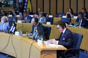 SARAJEVO, 3. juna (FENA) - Članovi Zajedničkog kolegija oba doma Parlamentarne skupštine Bosne i Hercegovine (PSBiH) susreli su se s delegacijom rukovodstava parlamenata nordijskih i baltičkih zemalja.