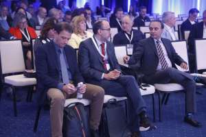 SARAJEVO, 2. juna (FENA) – U okviru 12. Gastroenterološke konferencije, jednog od najznačajnijih stručnih skupova u regiji, ASA Bolnica imala je čast biti domaćin edukativne sesije Live Endoscopy, koju je predvodio prof. dr. Nenad Vanis, međunarodno priznati gastroenterolog, univerzitetski profesor i voditelj Odjeljenja za gastroenterologiju ASA Bolnice. (Foto FENA/Amer Kajmović)