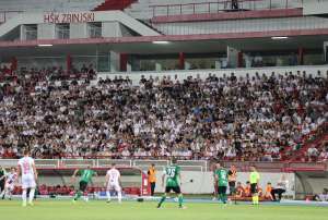 MOSTAR, 15. srpnja (FENA) - Zrinjski je u uzvratnom susretu na svom stadionu slavio protiv Virtusa iz San Marina rezultatom 2:1 te s
ukupnih 4:1 prošao u drugo pretkolo UEFA Lige prvaka, gdje ih čeka stari poznanik - Slovan iz Bratislave.(Foto FENA/Branka Soldo)