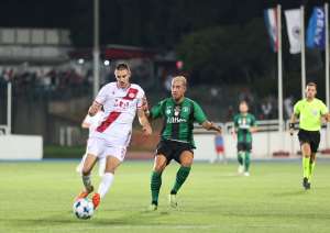 MOSTAR, 15. srpnja (FENA) - Zrinjski je u uzvratnom susretu na svom stadionu slavio protiv Virtusa iz San Marina rezultatom 2:1 te s
ukupnih 4:1 prošao u drugo pretkolo UEFA Lige prvaka, gdje ih čeka stari poznanik - Slovan iz Bratislave.(Foto FENA/Branka Soldo)