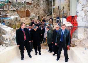 MOSTAR, 15. srpnja (FENA) – Povodom 20. obljetnice upisa Starog mosta u Mostaru na UNESCO-ov popis svjetske kulturne baštine, predsjednik HDZ-a BiH i HNS-a BiH Dragan Čović oglasio se putem društvene mreže X, istaknuvši važnost toga datuma za Mostar i Bosnu i Hercegovinu. (Foto: Platforma X/Dragan Čović)

