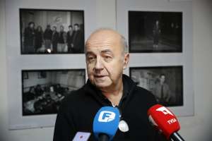 SARAJEVO, 8. decembra (FENA) - Trideseta godišnjica ubistva Karima Zaimovića, jednog od najtalentovanijih pisaca i novinara svoje generacije, večeras je obilježena u Muzeju književnosti i pozorišne umjetnosti u Sarajevu, a tim povodom dodijeljena je i stipendija Fondacije 