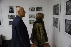 SARAJEVO, 8. decembra (FENA) - Trideseta godišnjica ubistva Karima Zaimovića, jednog od najtalentovanijih pisaca i novinara svoje generacije, večeras je obilježena u Muzeju književnosti i pozorišne umjetnosti u Sarajevu, a tim povodom dodijeljena je i stipendija Fondacije 