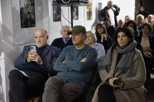 SARAJEVO, 8. decembra (FENA) - Trideseta godišnjica ubistva Karima Zaimovića, jednog od najtalentovanijih pisaca i novinara svoje generacije, večeras je obilježena u Muzeju književnosti i pozorišne umjetnosti u Sarajevu, a tim povodom dodijeljena je i stipendija Fondacije 